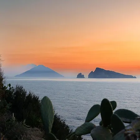 Rocce Rosse 파나레아