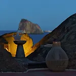 فيلة Rocce Rosse *